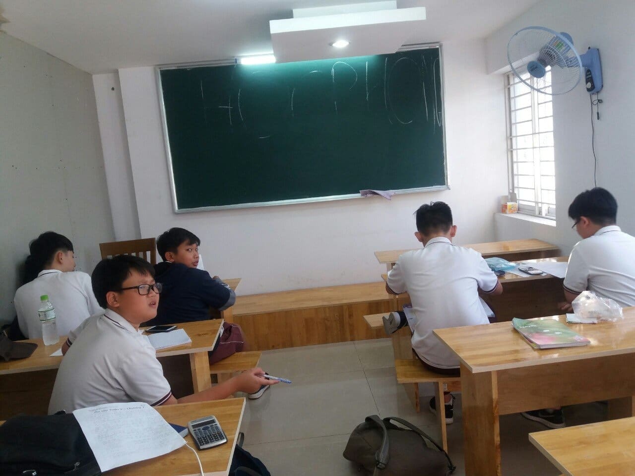 Liên hệ z3939622941061 9dc903feb2cdf20c24156cd71e8fa026