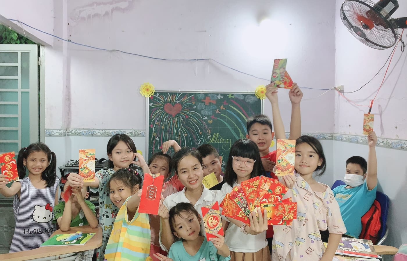 GIỚI THIỆU TÀI NĂNG XANH Cô Hồng và trung tâm